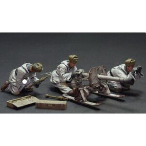 Dragon 1:35 Scale no. 6097 8.8 cm Raketenwerfer 43 Puppchen w/crew
